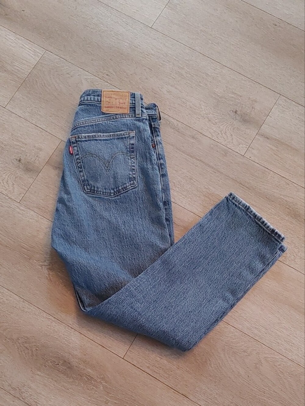 Levi's l Size 30 Waist- 30 Leg Classic High-Rise Men's Blue Jeans 501
